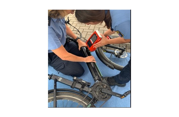 POL-OF: Erfolgreiche Fahrradcodieraction