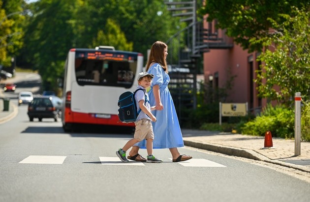 HUK-COBURG: Schulweg: Sicherheit geht vor