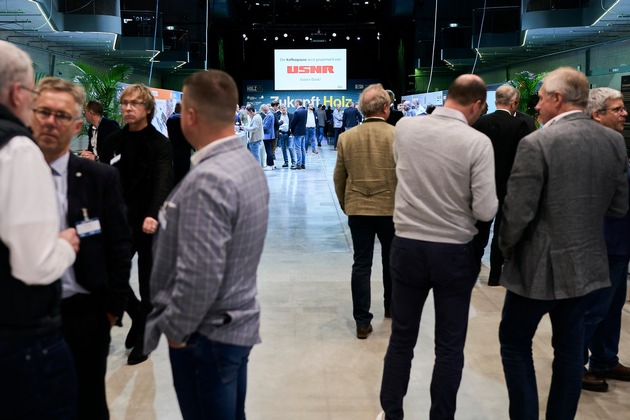 Rekordbeteiligung beim Deutschen Holzkongress 2025 in München