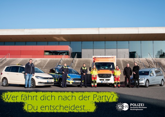 POL-RE: Kreis Recklinghausen/ Bottrop: Wer fährt dich nach der Party? Präventionskampagne der Recklinghäuser Polizei an Berufskollegs