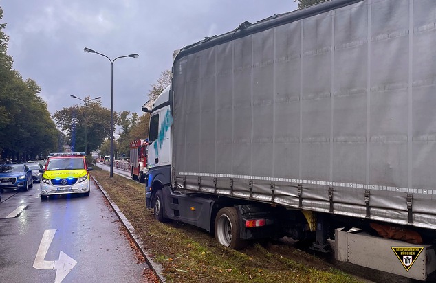 FW-M: Fahrer hat unglückliches Händchen (Berg am Laim)