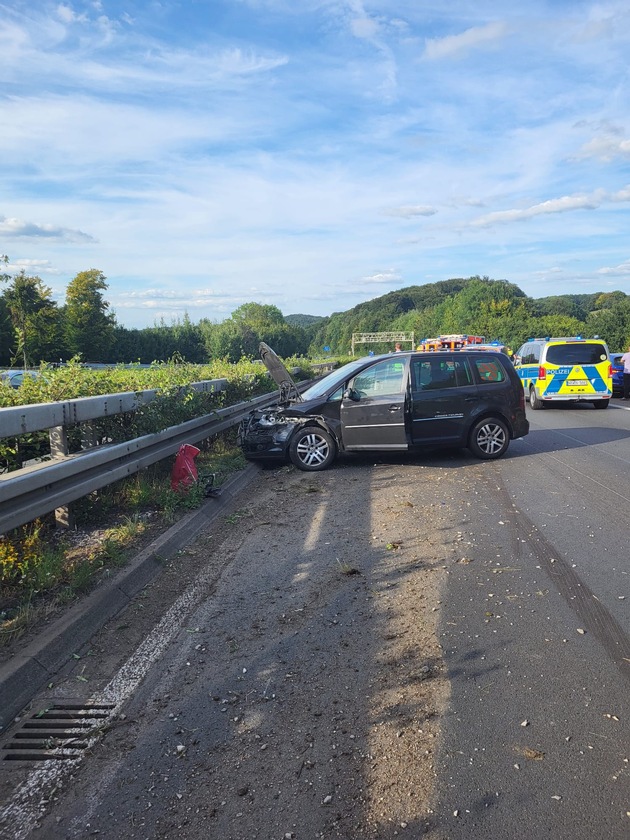 FW-EN: Unfall auf Autobahn