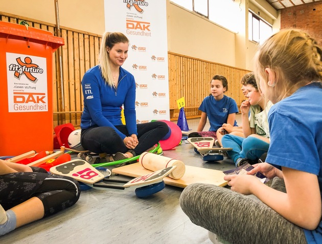 Fotos vom fit4future-Start in Ilmenau mit Rennrodel-Vize-Olympiasiegerin Dajana Eitberger