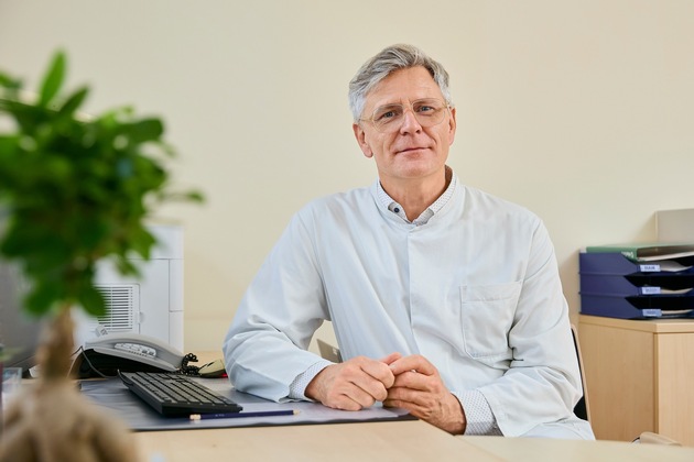 Das Helios Klinikum Berlin-Buch begrüßt Dr. med. Sebastian Hentsch als neuen Chefarzt für Gynäkologie und Geburtshilfe und stärkt Endometriose-Schwerpunkt