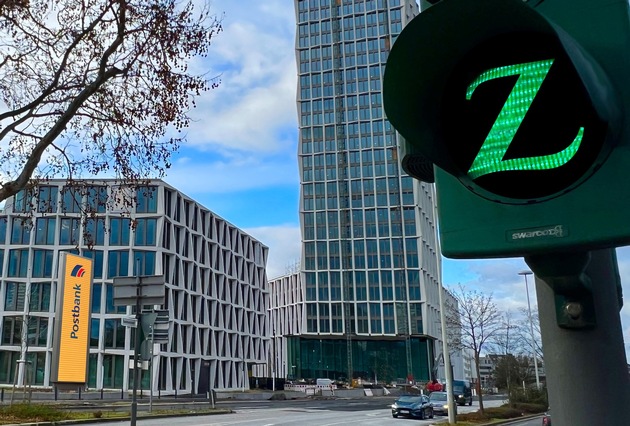Zurich Gruppe Deutschland und Postbank starten Kooperation