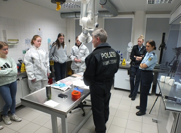 BPOL-FL: Girls Day bei der Flensburger Bundespolizei