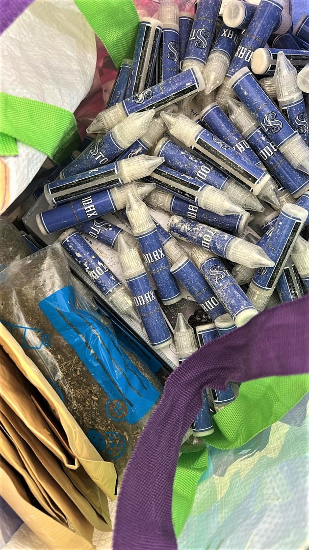 ZOLL-M: Europaweite Festnahmen im Kampf gegen die Kriminalität mit psychoaktiven Stoffen. International tätige Gruppierung zerschlagen.