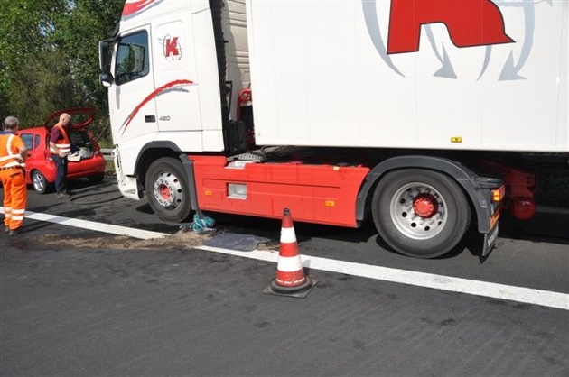 POL-GOE: (539/2011) Ergänzung zu Pressemitteilung Nr. 538/Foto vom verursachenden LKW