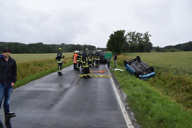 POL-NI: Apelern- 18-jähriger bei Verkehrsunfall verletzt