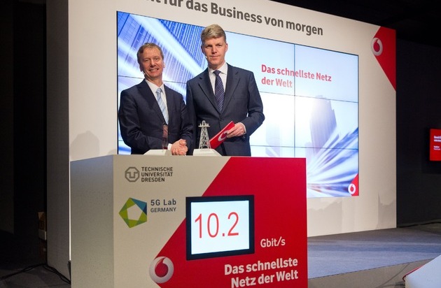 Vodafone GmbH: Vodafone präsentiert mit 5G-Netz schnellstes Mobilfunknetz der Welt