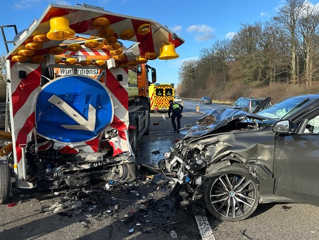 FW Ratingen: Verkehrsunfall auf der BAB 3