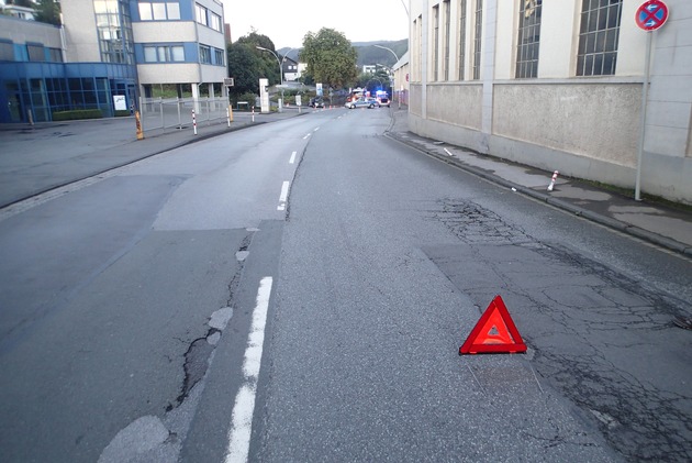 FW-PL: Schwerer Verkehrsunfall im Ortsteil Holthausen