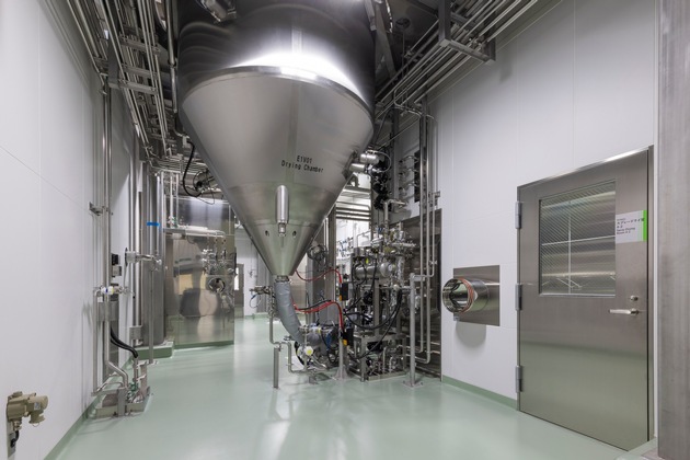 New pharmaceutical spray dryer for OEB-5 containment