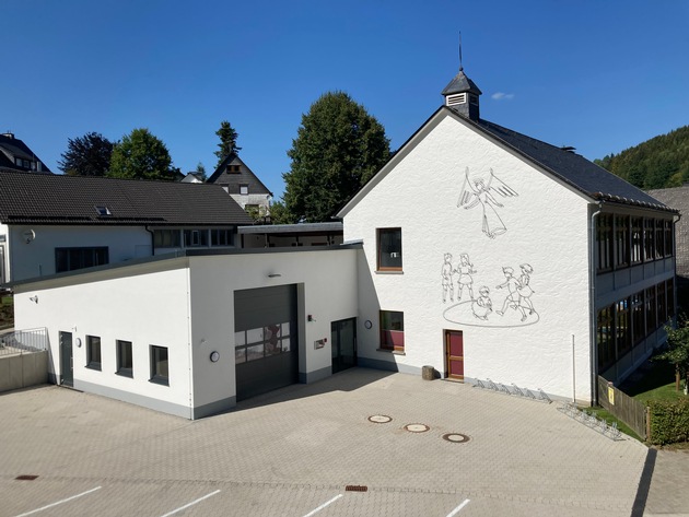 FF Olsberg: Neues Feuerwehrhaus in Olsberg - Elpe
