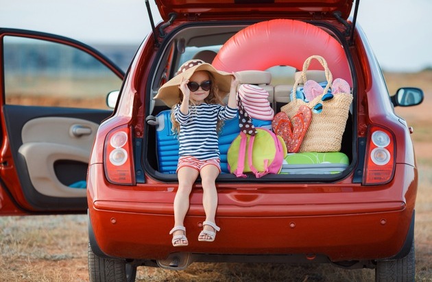 CosmosDirekt: EXPERTENTIPP: Stressfrei mit dem Auto im Ausland