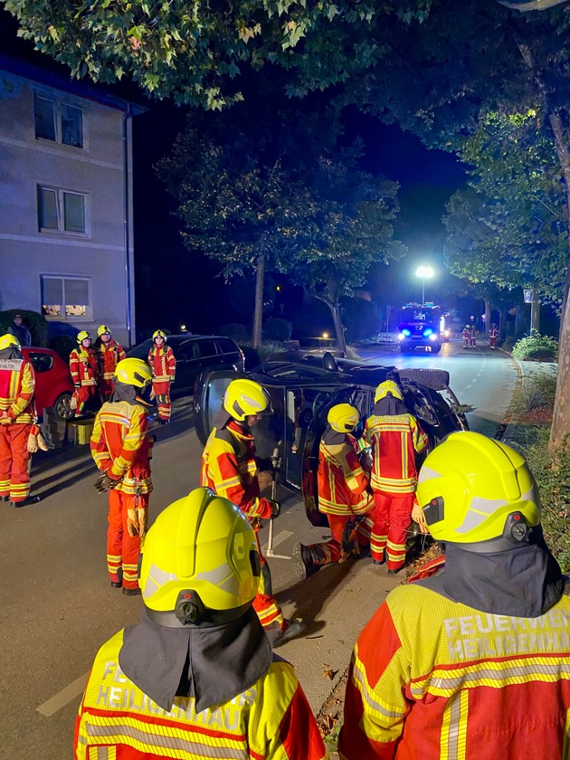 FW-Heiligenhaus: Feuerwehr Heiligenhaus startet früh in einen einsatzreichen Samstag