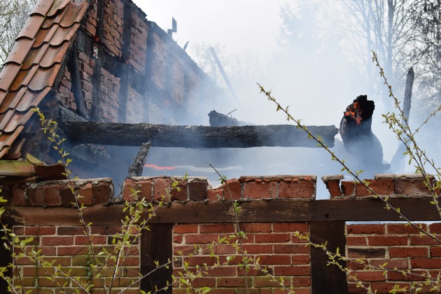 POL-NI: Nienburg -Wohnhausbrand mit einem Toten