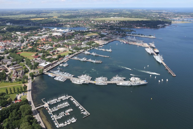 Open Ship und Flottentreffen - Marine erleben auf der Kieler Woche #marinekielerwoche #marineerleben