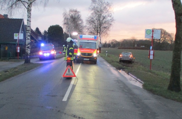 POL-STD: 15-jährige Schülerin bei Unfall in Deinste schwer verletzt, Einbruch in Buxtehuder Pizza-Service, Unbekannter Autofahrer beschädigt geparkten PKW -Polizei sucht Verursacher und Zeugen