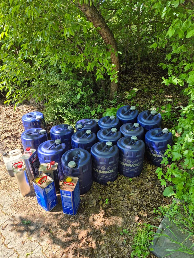 POL-OG: Baden-Baden - Zeugen nach illegaler Abfallentsorgung gesucht