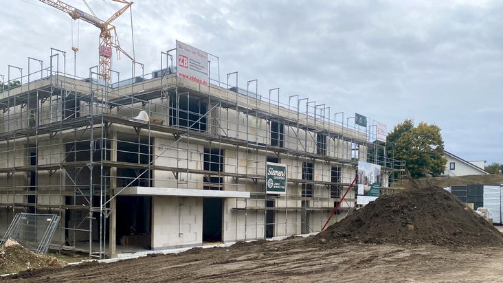 Lebenspark Detmold: Carestone stellt Rohbauten für klimafreundliche Gebäude fertig