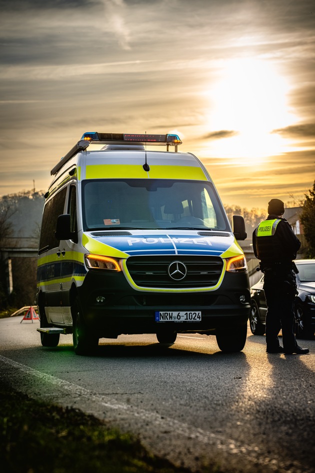 POL-EN: Wetter/Herdecke/EN-Kreis: Intensive Kontrollen zur Bekämpfung der Einbruchskriminalität_ Enge Zusammenarbeit mit mehreren Behörden.