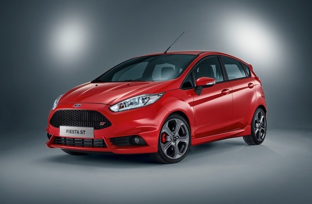 Ford-Werke GmbH: Top-Performance trifft Top-Praktikabilität: Ford bietet sportlichen Fiesta ST jetzt auch als 5-Türer an (FOTO)