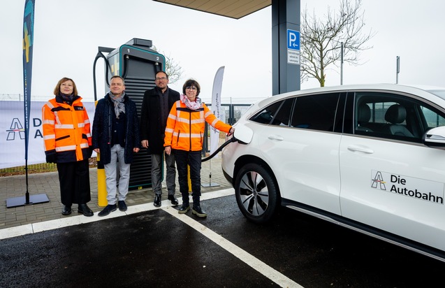 Drees & Sommer SE: Autobahn GmbH er&ouml;ffnet neuen Schnellladepark an der A8