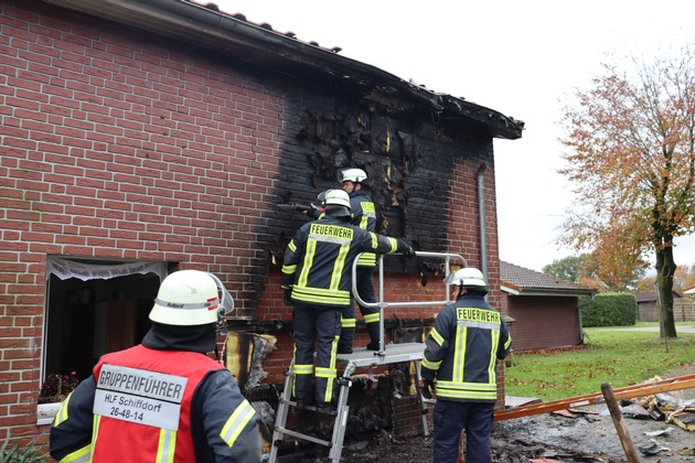 FFW Schiffdorf: Schnelles Eingreifen verhindert Gebäudebrand