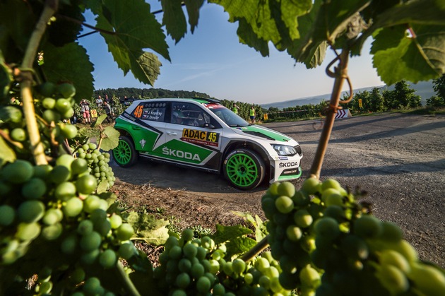 Sieg-Hattrick für den SKODA Fabia R5 in der Rallye-WM - Kreim landet auf Platz acht (FOTO)