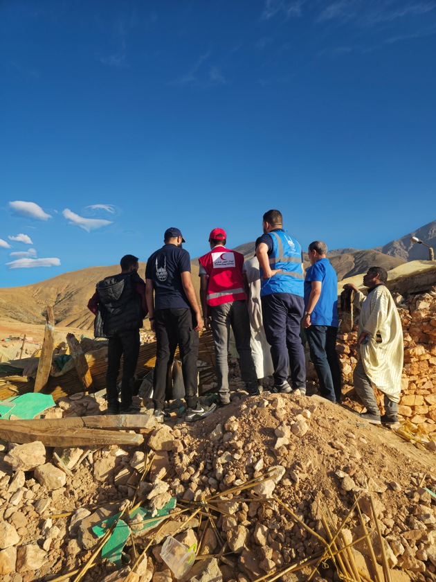 Marokko: Verteilung von Hilfsgütern an Überlebende des Erdbebens