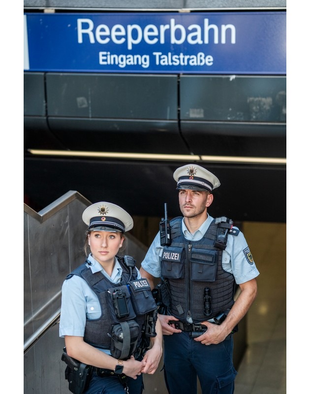 BPOL-HH: Personenunfall im S-Bahnhaltepunkt Reeperbahn-