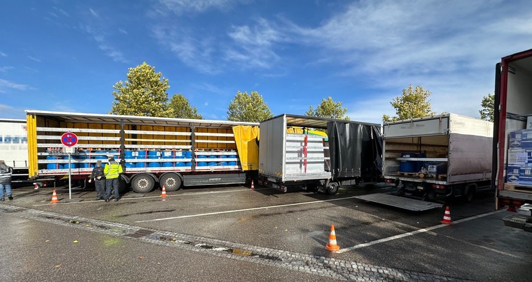 POL-OG: Baden-Baden, A5 - Groß angelegte Gefahrgutkontrollen stoppen Transporte