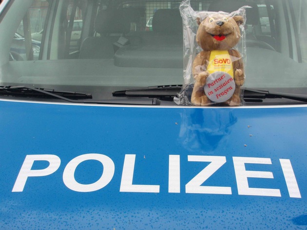 POL-NOM: Trostteddys an die Polizei übergeben