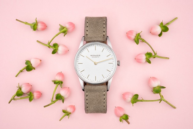 Image of the month: Mother’s Day—watches like mom!