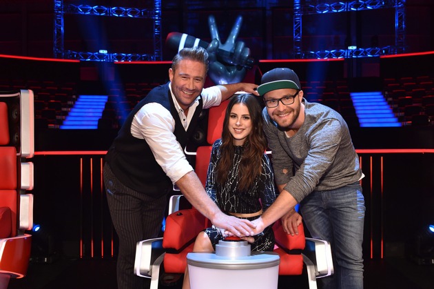 Tränen, Dynamit und Stevie Wonder: Neu-Coach Sasha sitzt am 5. Februar in SAT.1 zum ersten Mal bei &quot;The Voice Kids&quot; am Buzzer