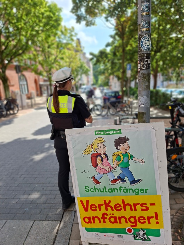 POL-KI: 260821.3 Kiel / Kreis Plön: Kleine Füße, große Wege - Polizei begleitete erste Schulwoche mit Schulwegsicherung - Folgemeldung zu 260817.1