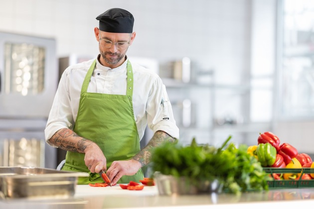 Pressemitteilung: "Von Soljanka bis kalter Hund: Die WISAG startet kulinarische Reise durch regionale Traditionsk&uuml;chen im Osten"