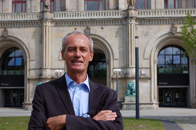 Presseeinladung Nr. 074/2025 der Leibniz Universität Hannover   Drei LUH-Forschende gehören zu den weltweit meist zitierten