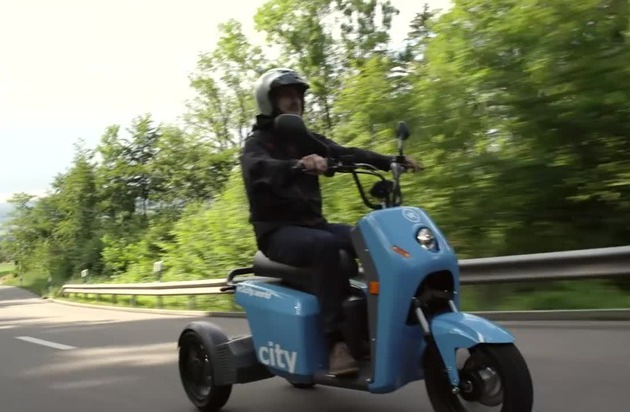Der neue vR3city von vRbikes - SMART URBAN MOBILITY auf drei Rädern Der neue vR3city von vRbikes - SMART URBAN MOBILITY auf drei Rädern