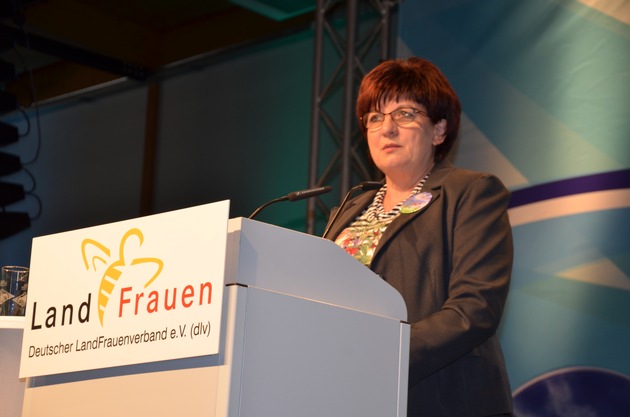 Deutscher LandFrauentag in Magdeburg offenbart noch viele Baustellen im Bereich der Gleichberechtigung (FOTO)