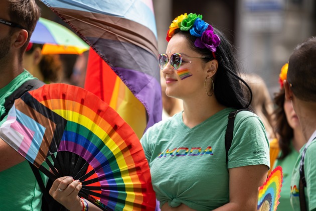 Škoda Auto betont sein Engagement für Vielfalt als Hauptpartner der Prague Pride 2025