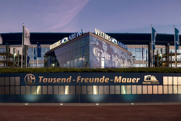 Veltins-Arena hält Namensgeber die Treue (FOTO)