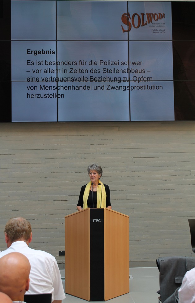 POL-PPKO: &quot;Ware Mensch&quot; - Polizeipräsidium Koblenz veranstaltete Fachtagung zum Thema Menschenhandel