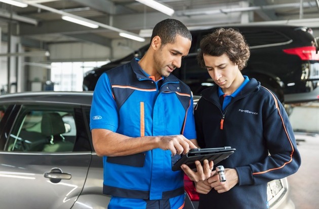 Ford-Werke GmbH: Personalbeschaffung für Ford Partner - Partner DEKRA Arbeit nimmt 2019 auch Auszubildende in den Fokus (FOTO)