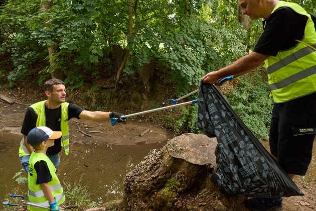 Pressemitteilung: Über 700 Kärcher-Mitarbeitende engagieren sich weltweit für den World Cleanup Day