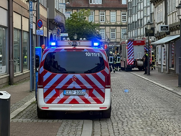 FW Celle: Heckenbrand und vier weitere Eins&auml;tze am Samstag