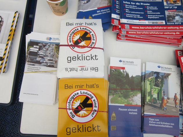 POL-GOE: (344/2013) &quot;LKW-Sicherheitstage&quot; auf dem Autohof Northeim - Veranstalter ziehen positive Bilanz, 1.170 Fachgespräche geführt
