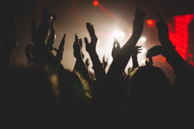 Cool, unterhaltsam, abgefahren, schräg ... peinlich