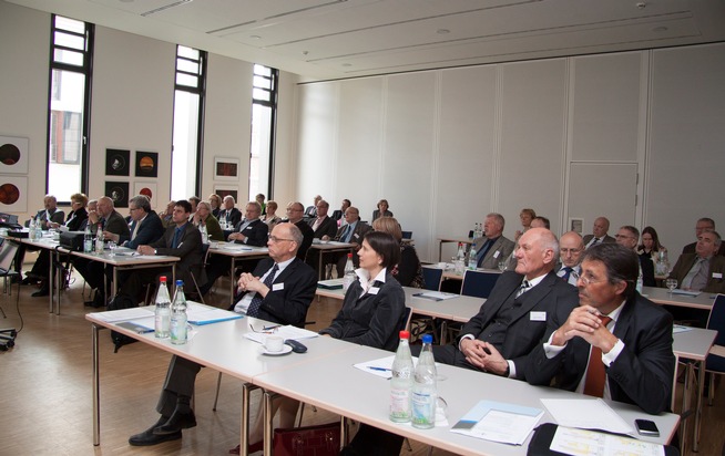 Bayerische Landesmedienanstalt im Kindermedienland Thüringen / Gemeinsames Gremientreffen von BLM und TLM und zahlreiche Informationsbesuche bei 2-Tages-Besuch im Freistaat Thüringen (BILD)